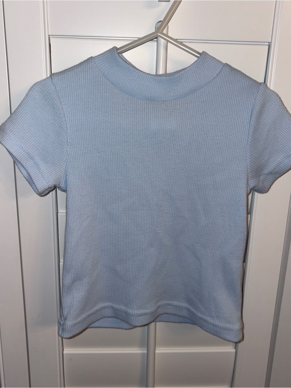Girl’s Youth Blue Mock Neck T-Shirt Size: 5